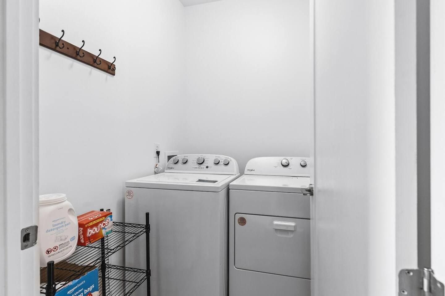Rooftop Deck Firepit And Garage Walk To 12 South And Restaurants Holiday home