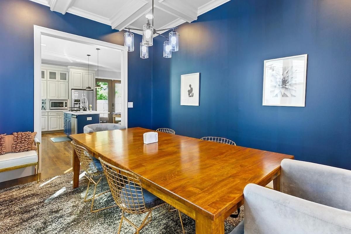 5 Mins To Downtown - Big Luxury House - 7 Beds