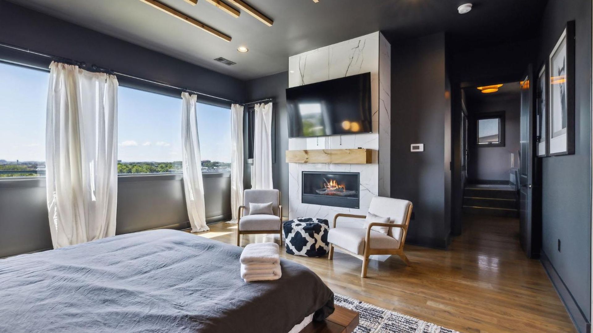 Epic Luxury Mansion W Skyline Views Holiday home Nashville