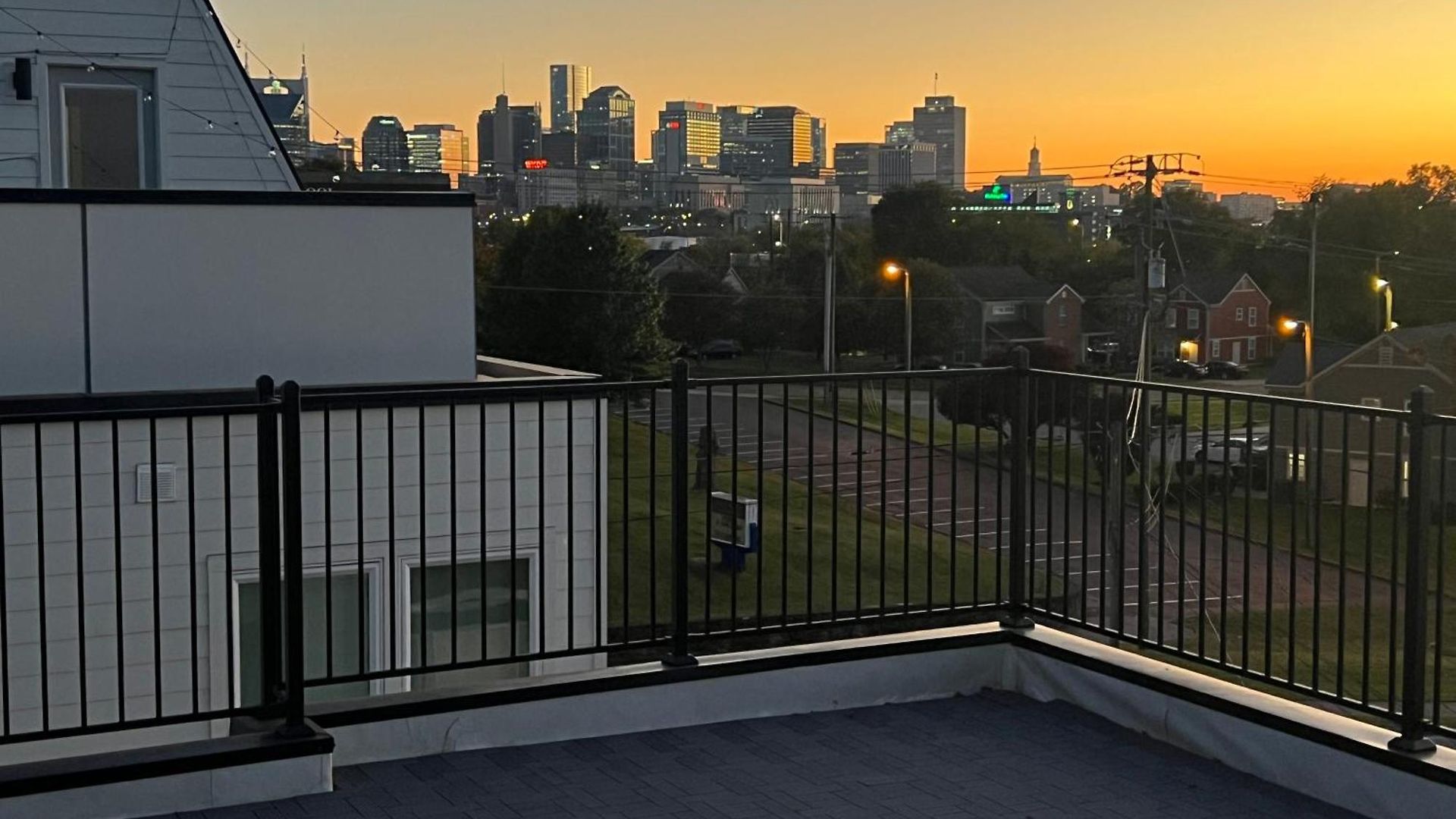 New Elevations Rooftop 5 Min To Downtown Nash Villa Nashville