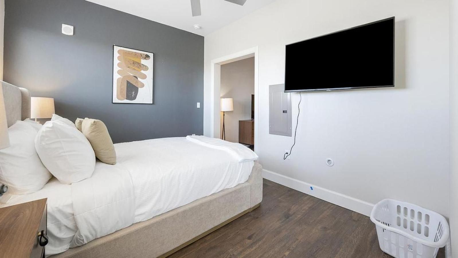 Landing Modern With Amazing Amenities Nashville