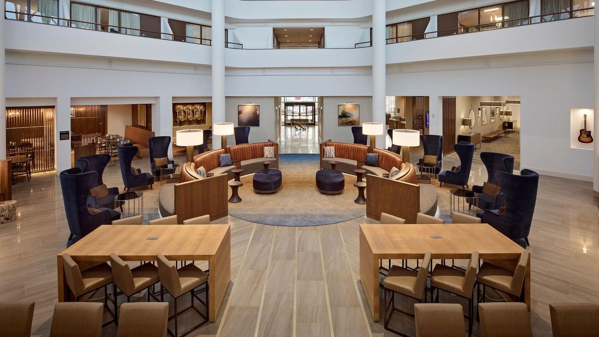 Airport Marriott 4*