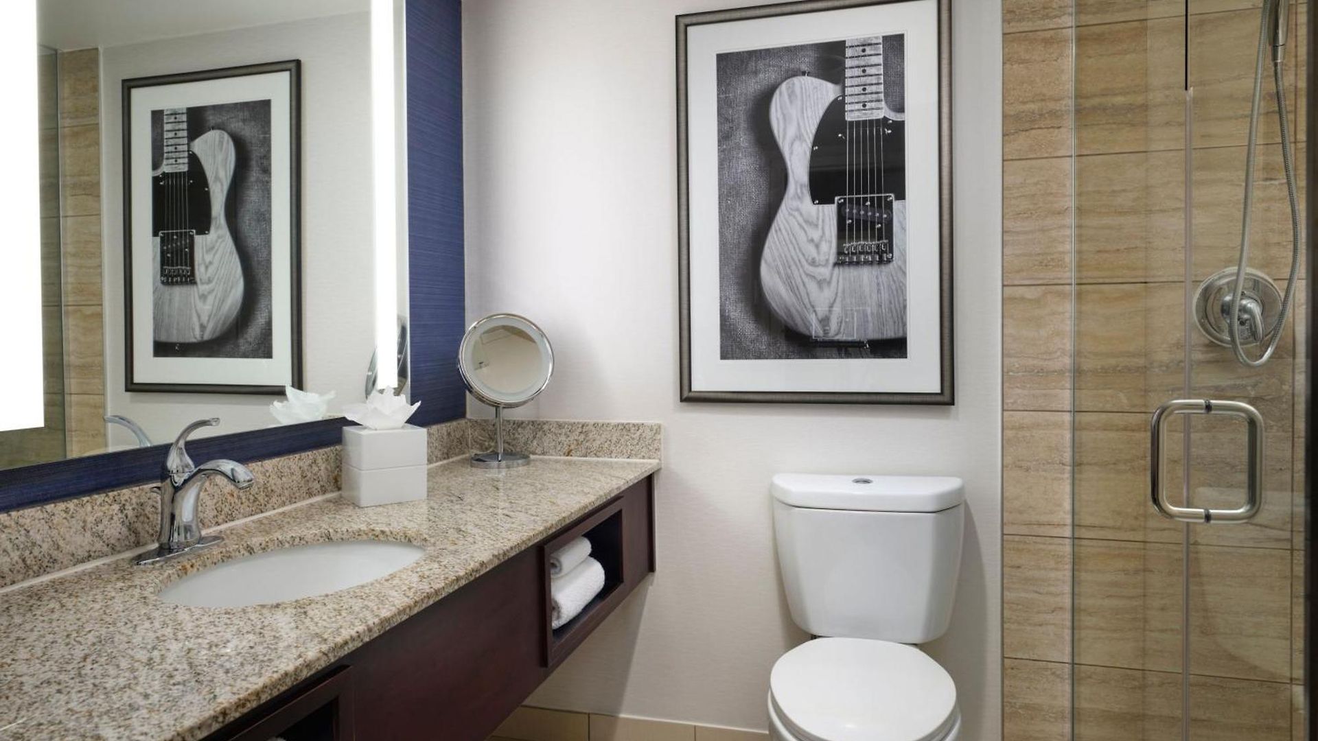 Hotel Airport Marriott 4*