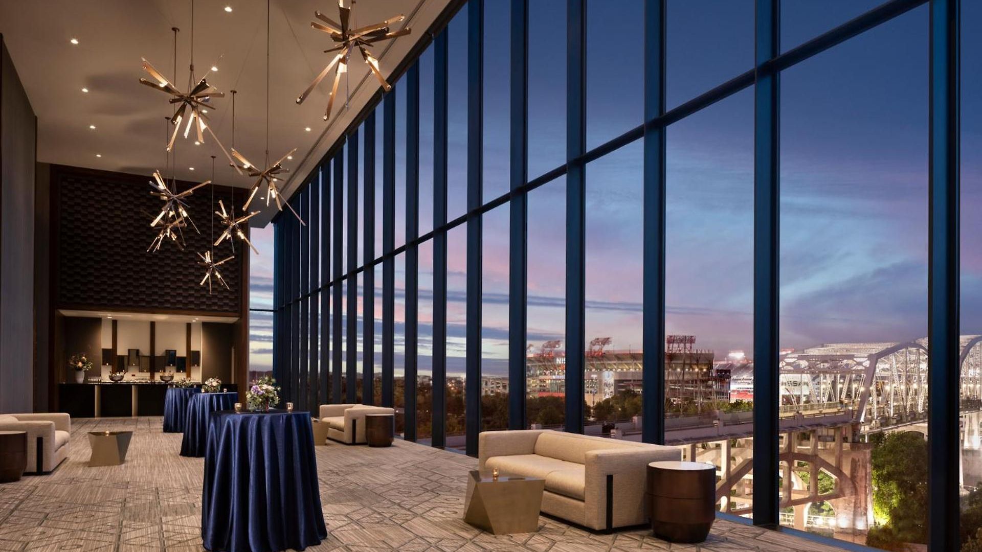 Four Seasons Hotel 5*