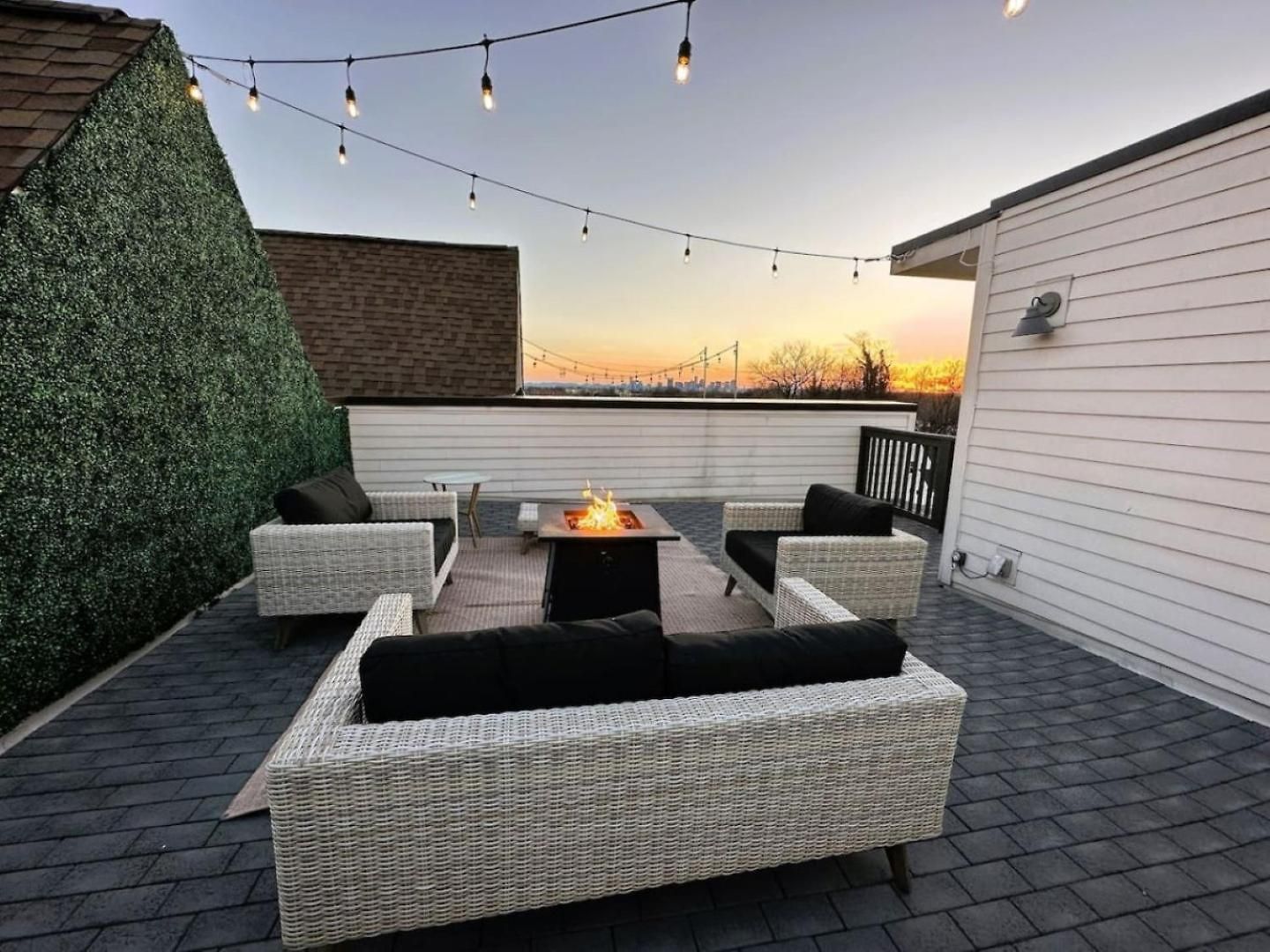 East Nash Rooftop 3 En-Suites City Views Holiday home Nashville