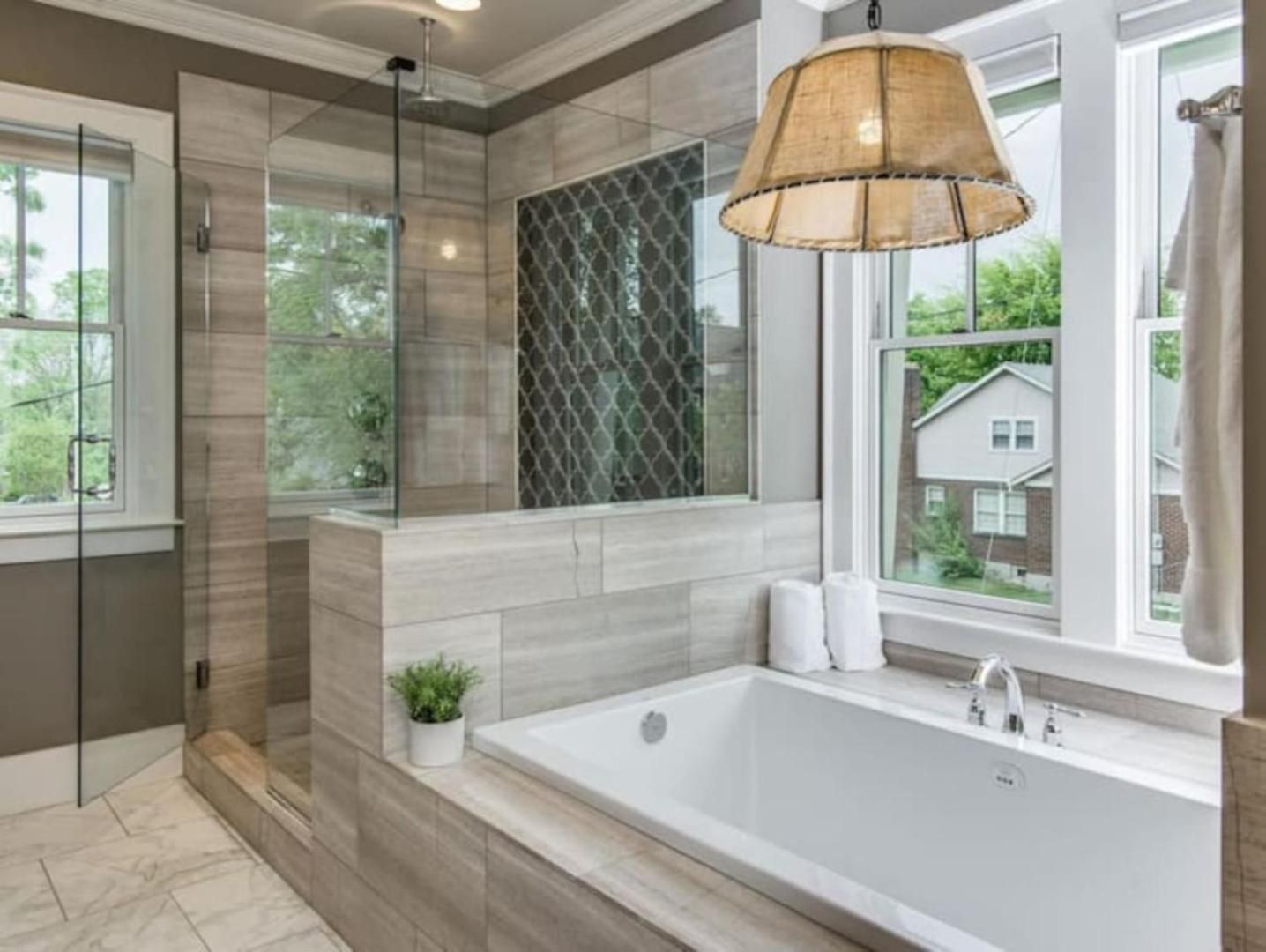 Large Grand East Nash 4Br Hot Tub *