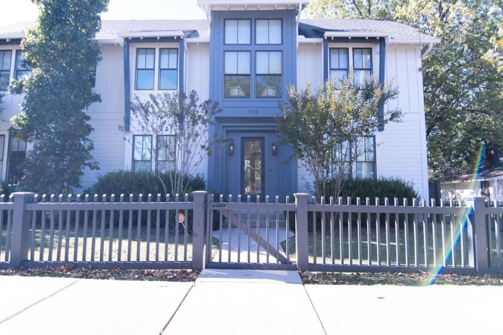 Large Grand East Nash 4Br Hot Tub Holiday home Nashville