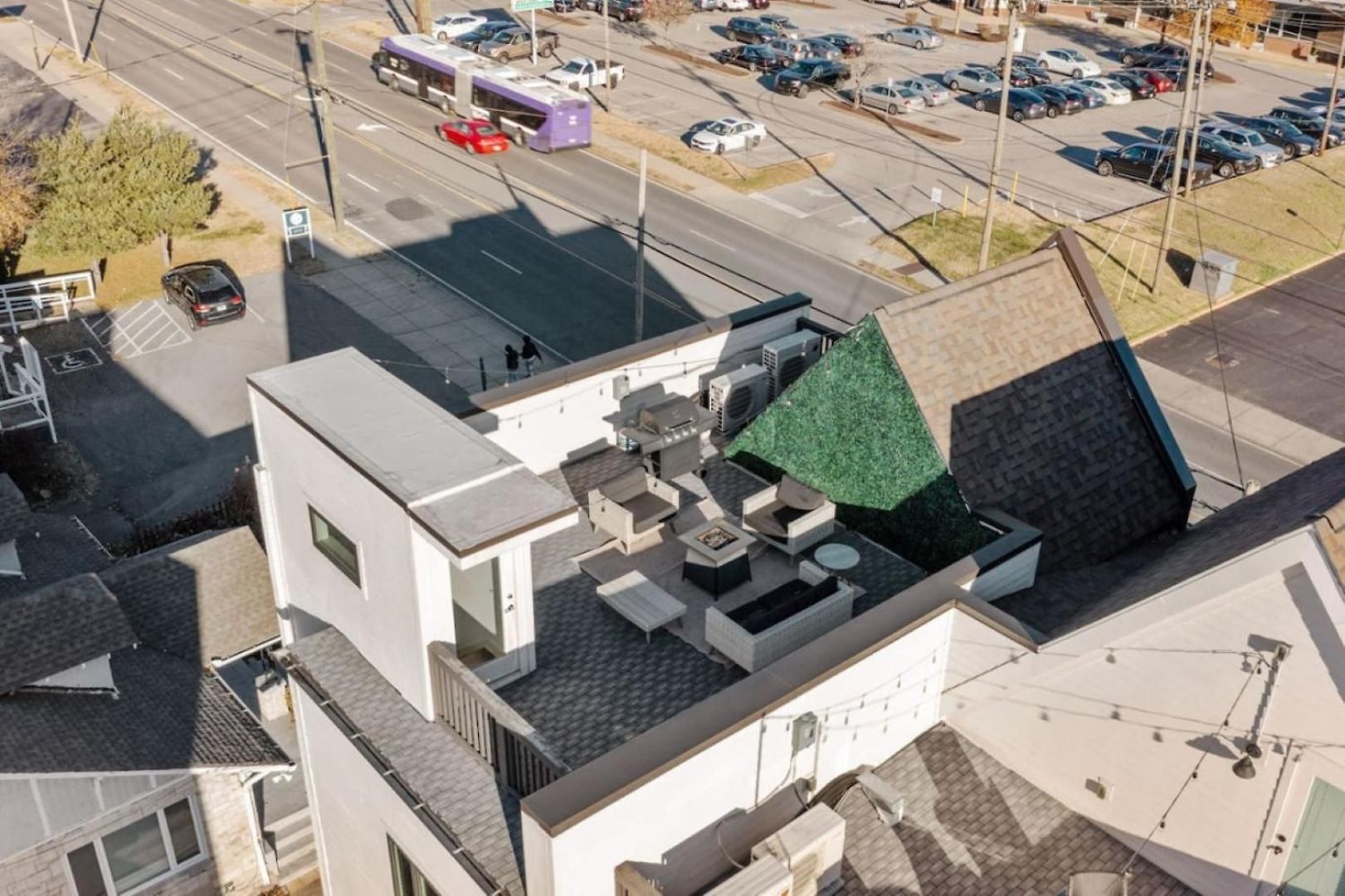 East Nash Rooftop 3 En-Suites City Views Holiday home *