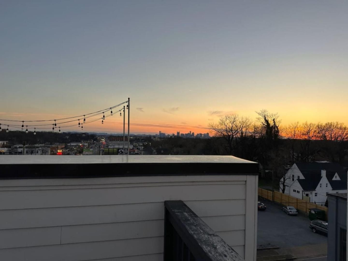 East Nash Rooftop 3 En-Suites City Views Holiday home