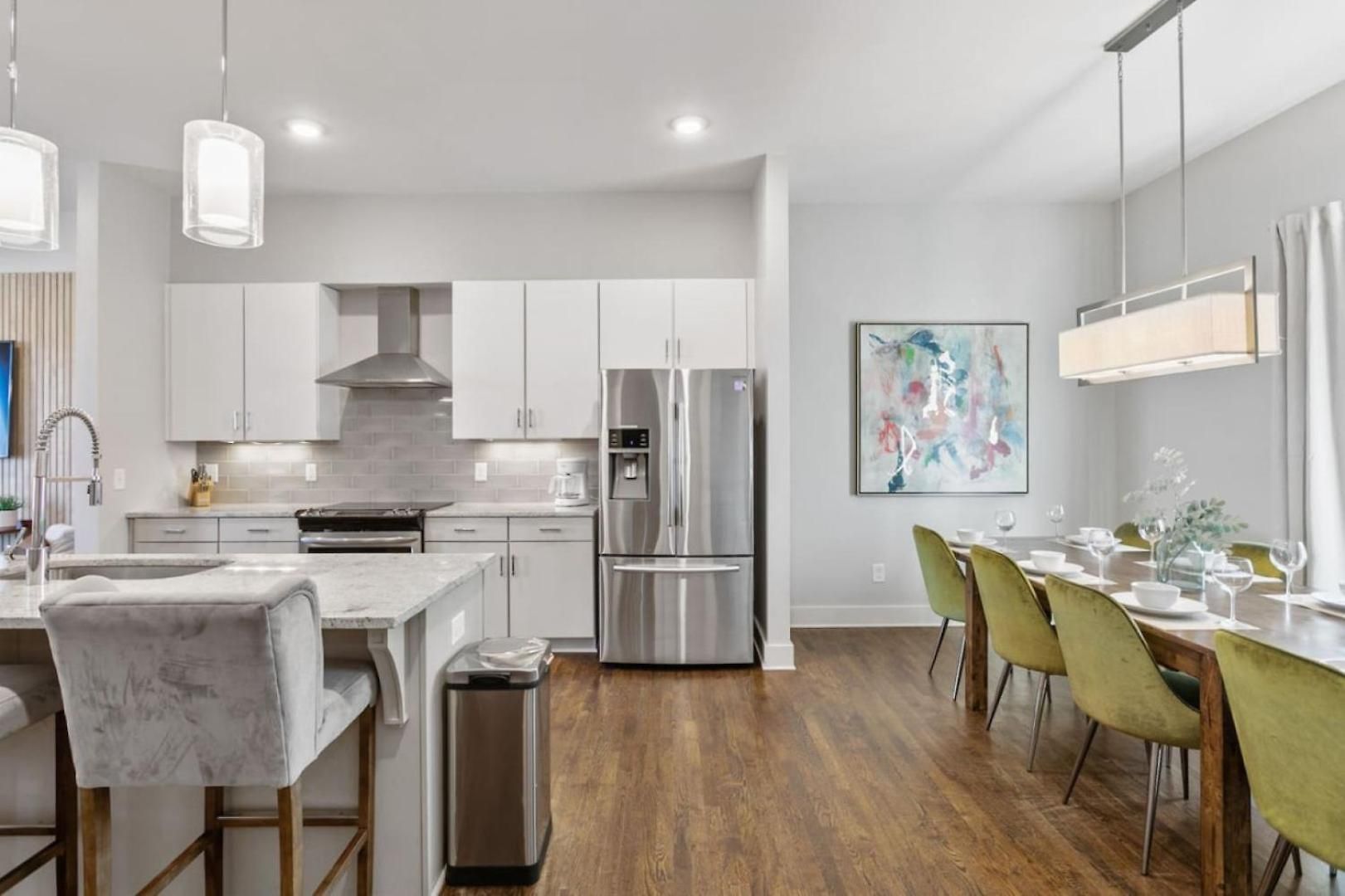 East Nash Rooftop 3 En-Suites City Views Holiday home *