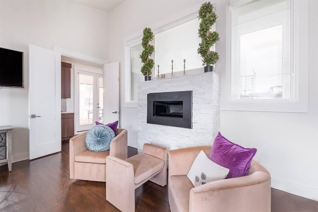 Luxury House - Heated Pool - In The Gulch - Walk Anywhere Holiday home *