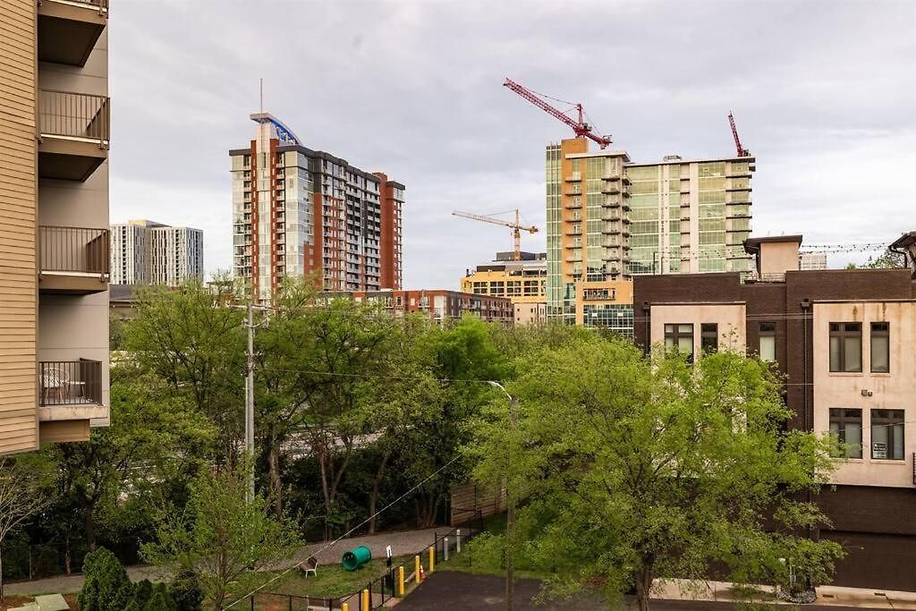 Luxury House - Heated Pool - In The Gulch - Walk Anywhere