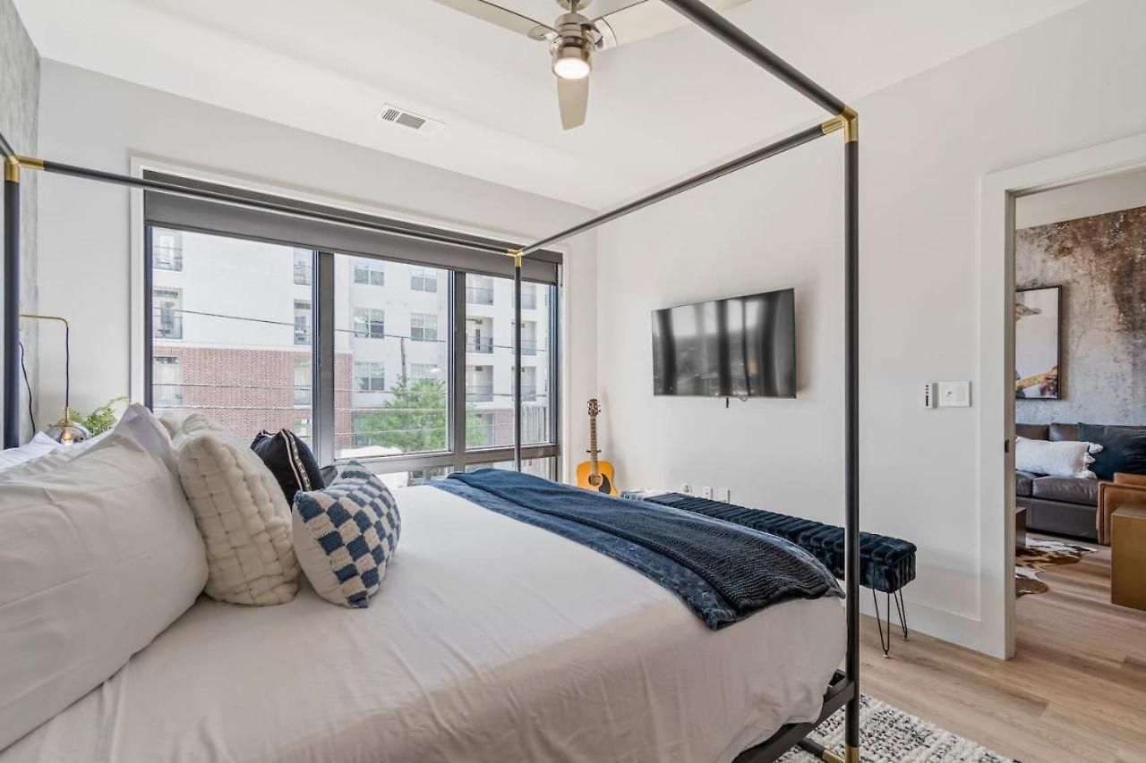 Walk To Nightlife, Vanderbilt, Minutes To Broadway