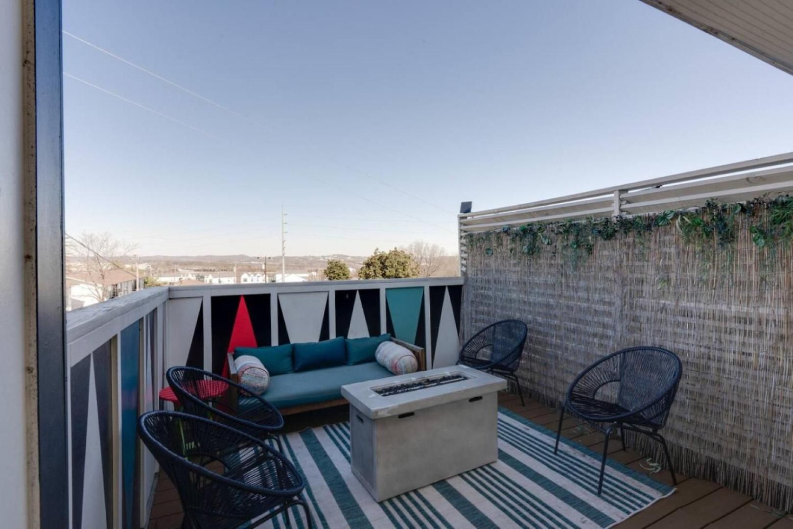 Apartment Stunning Nations Minutes From Broadway *