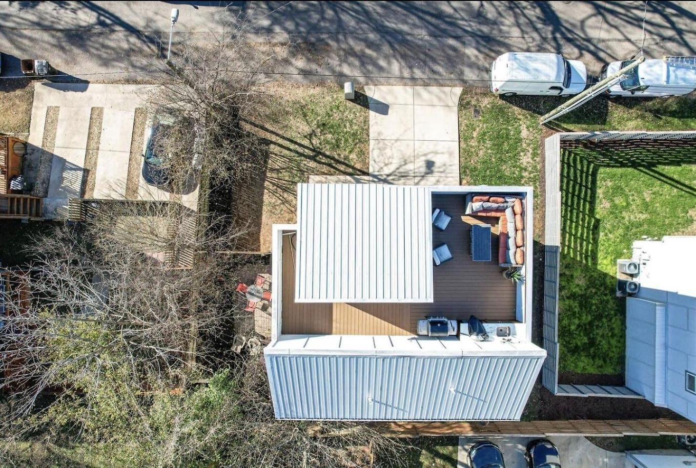 Holiday home Lux East Nash-hot Tub & Rooftop Patio