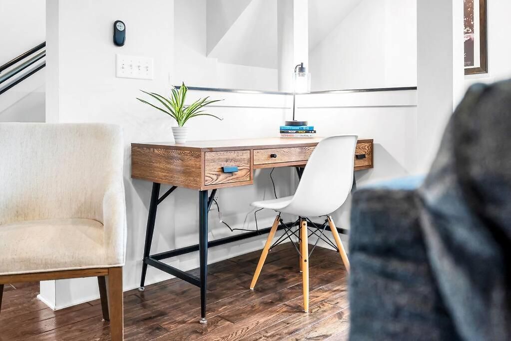 Holiday home Lux East Nash-hot Tub & Rooftop Patio *