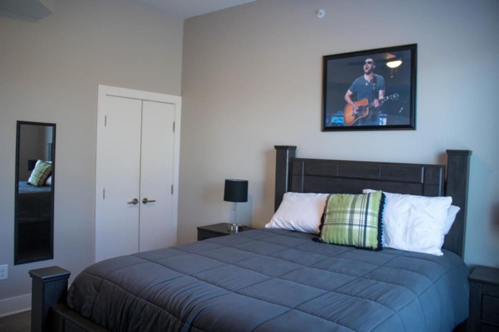 Apartment Music Near Downtown *