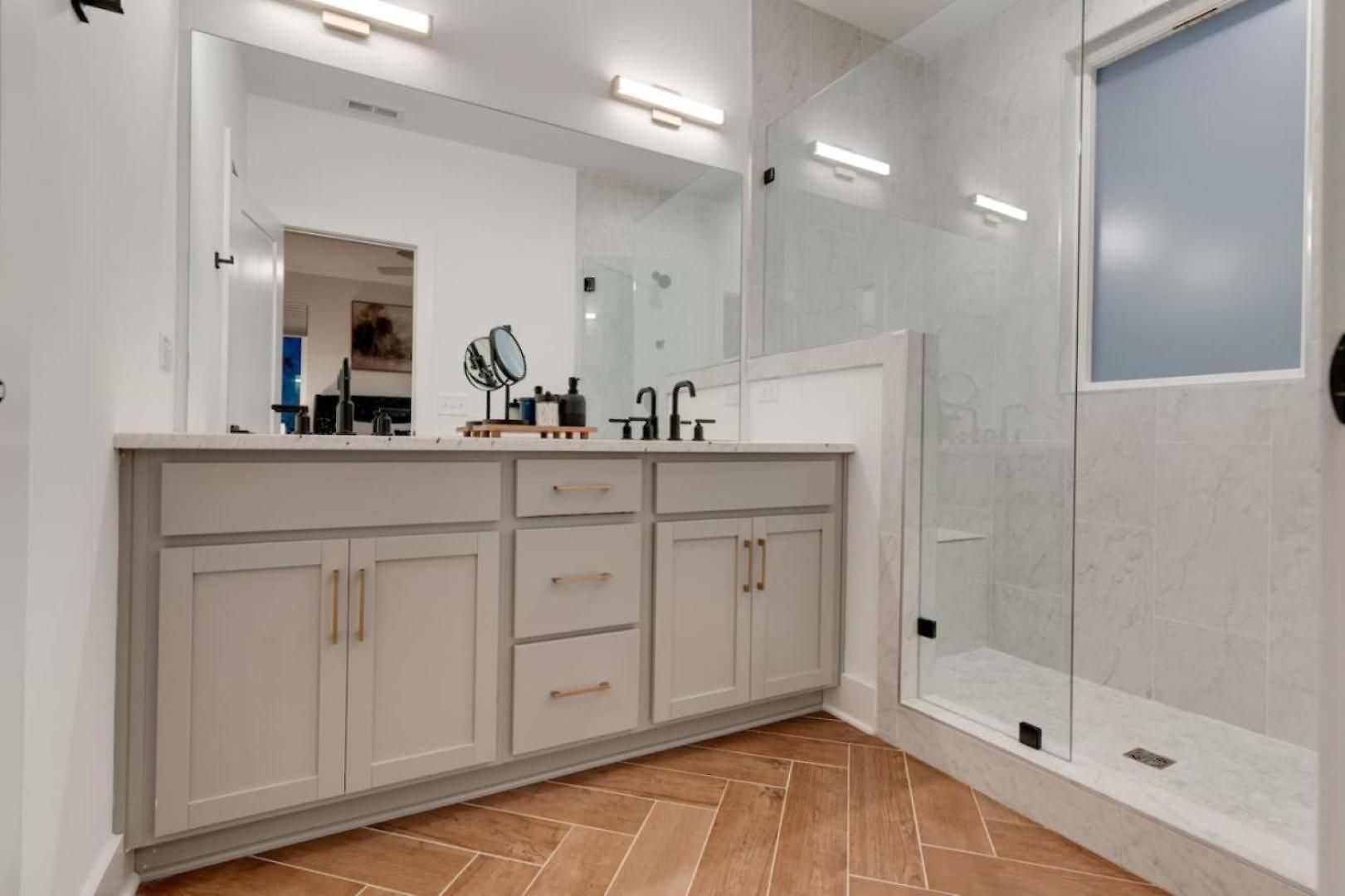 Apartment Luxury With Stunning Rooftop Views! Nashville