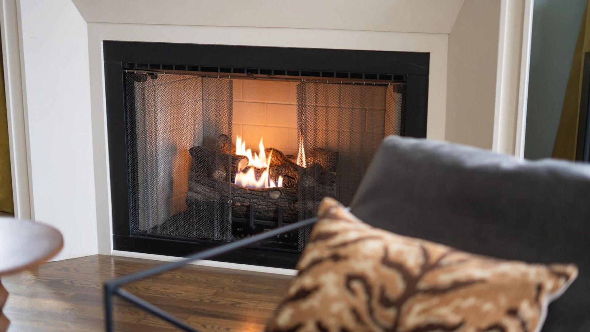The Lyric - New Luxury Home, Rooftop With Firepit! *