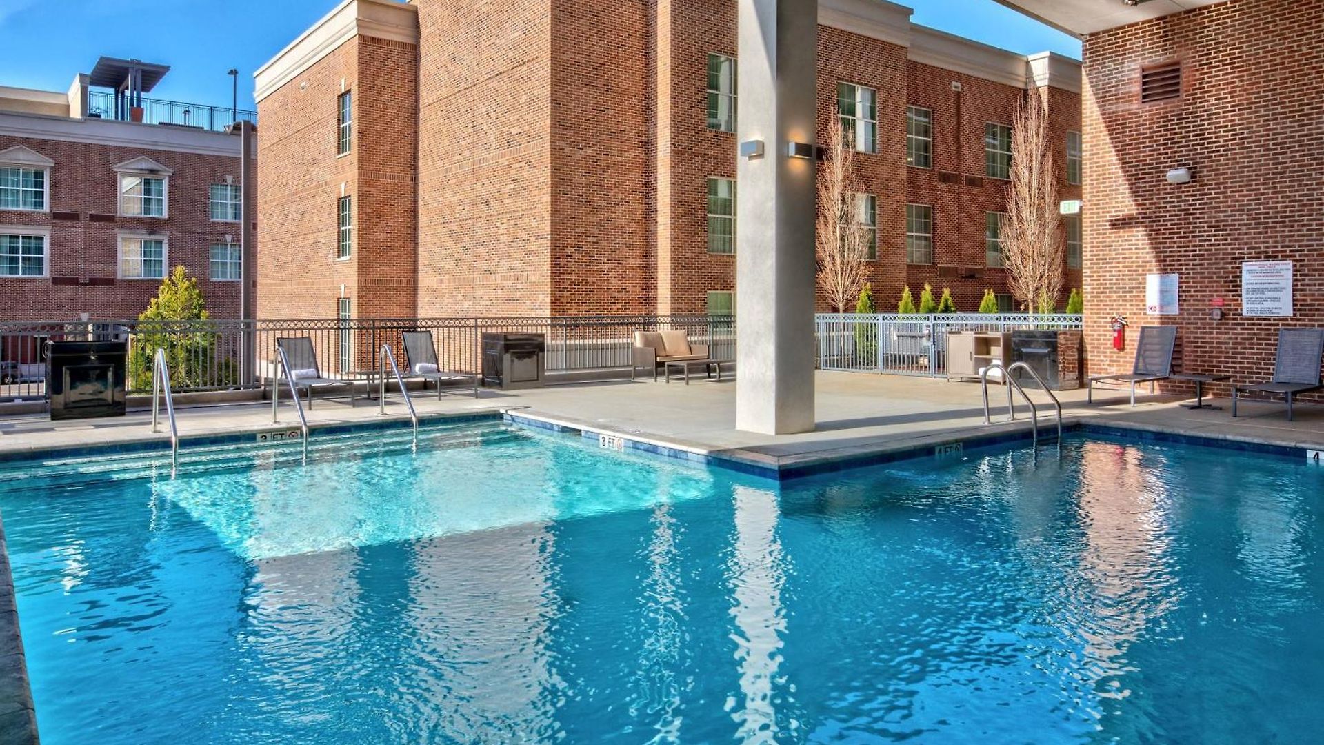 Hotel By Marriott Hills Nashville