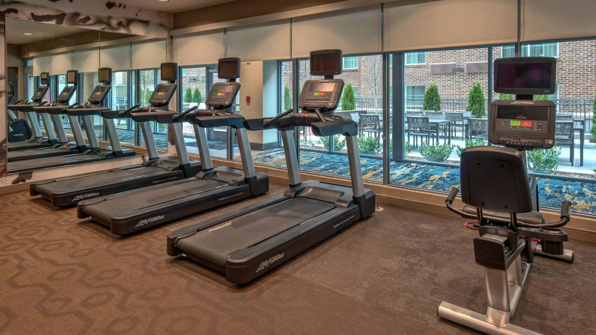 By Marriott Hills 3*
