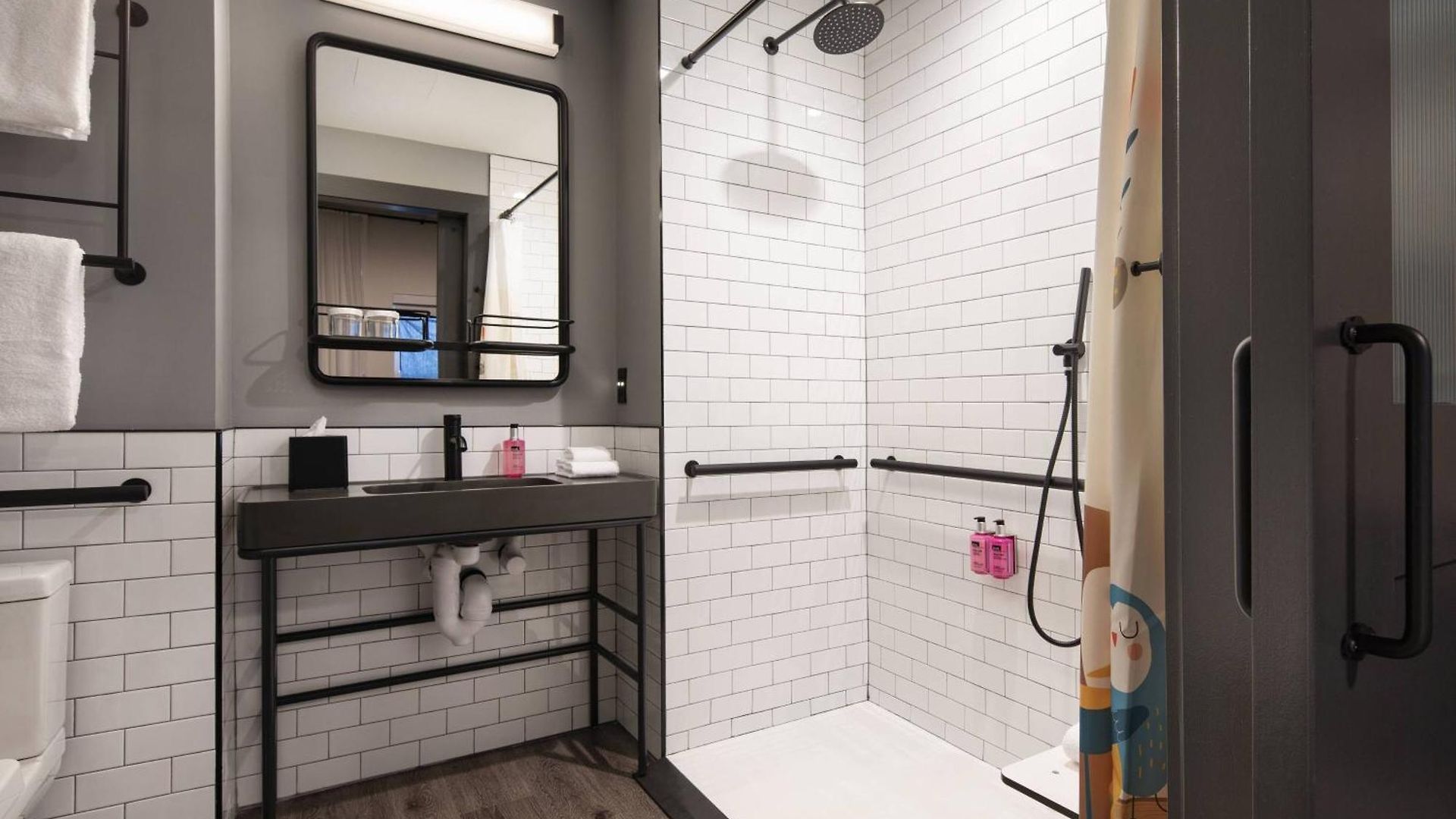 Hotel Moxy Vanderbilt Area Nashville