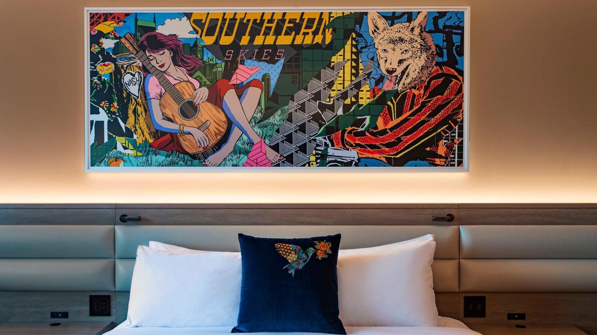 W Hotel 5*
