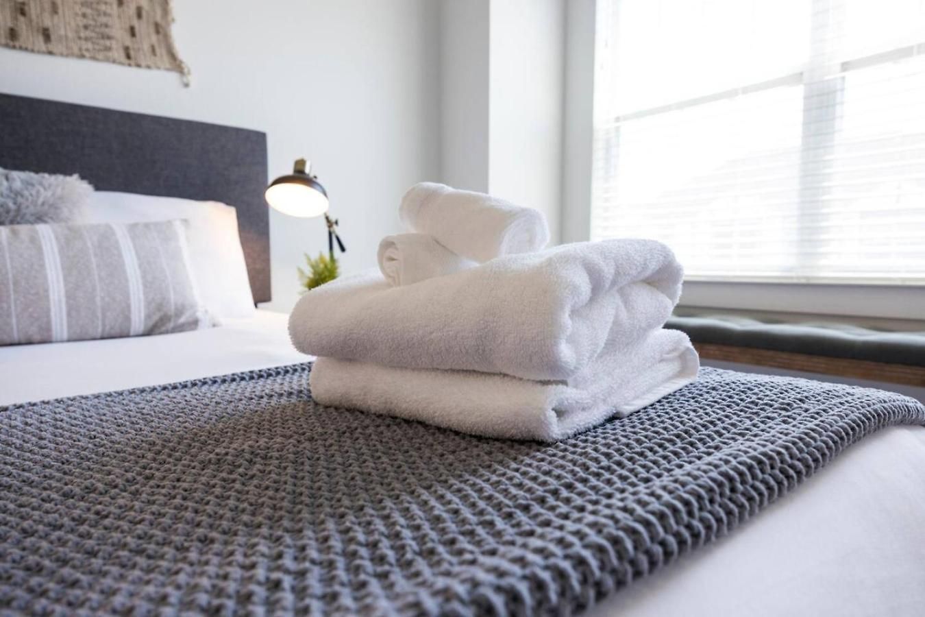 Minutes To Broadway Unwind In Style Holiday home
