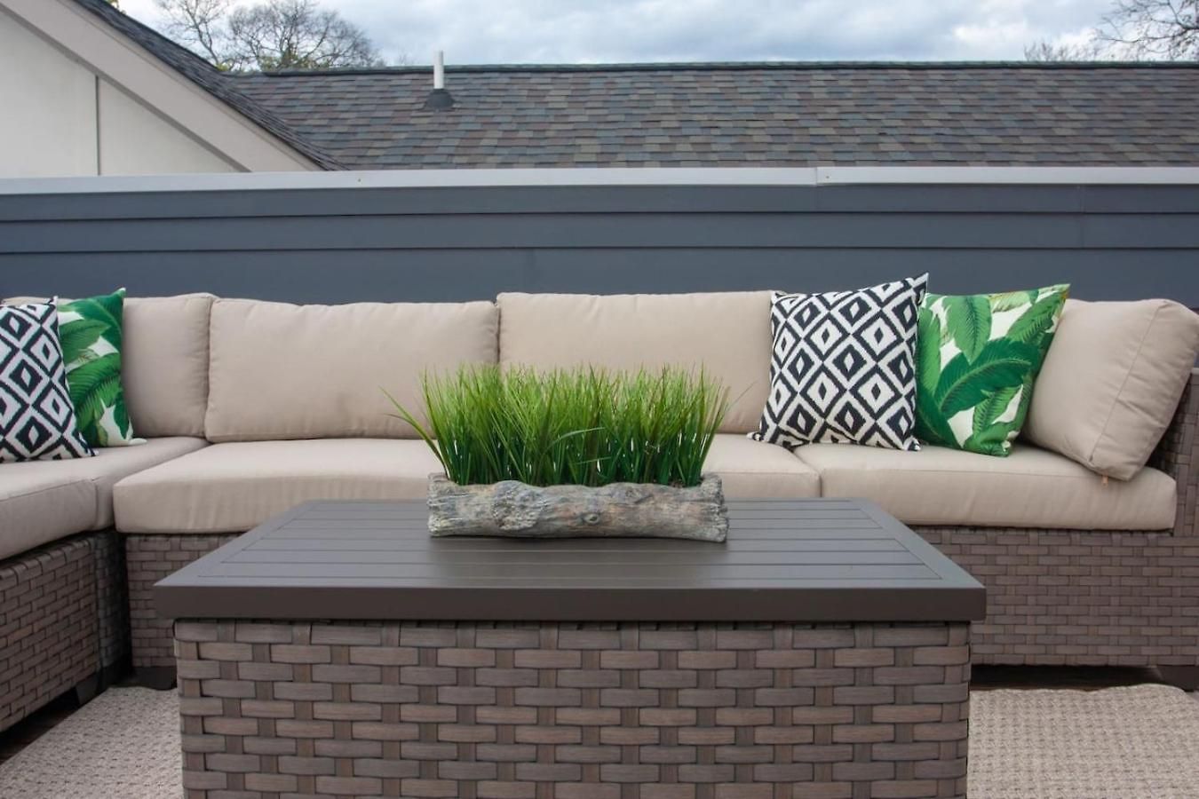 Holiday home East Nash Luxury Four Bedrooms Huge Rooftop Patio