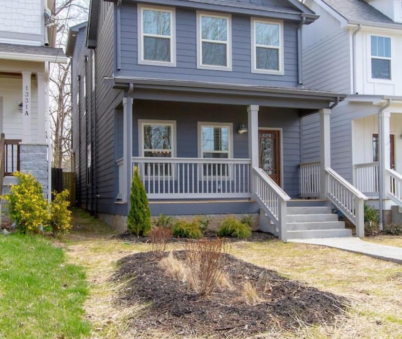 East Nash Luxury Four Bedrooms Huge Rooftop Patio Holiday home Nashville