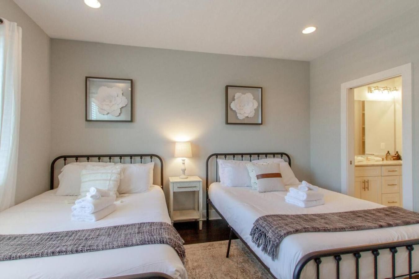 Chic Private Rooftop Minutes To Downtown Nashville
