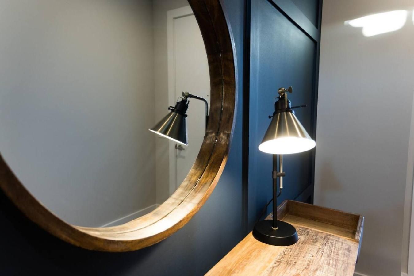 Large Royal Townhome Beautiful Design And Rooftop * Nashville
