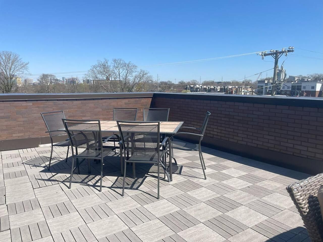 Gulch Getaway The Nash Nest Epic Rooftop Holiday home