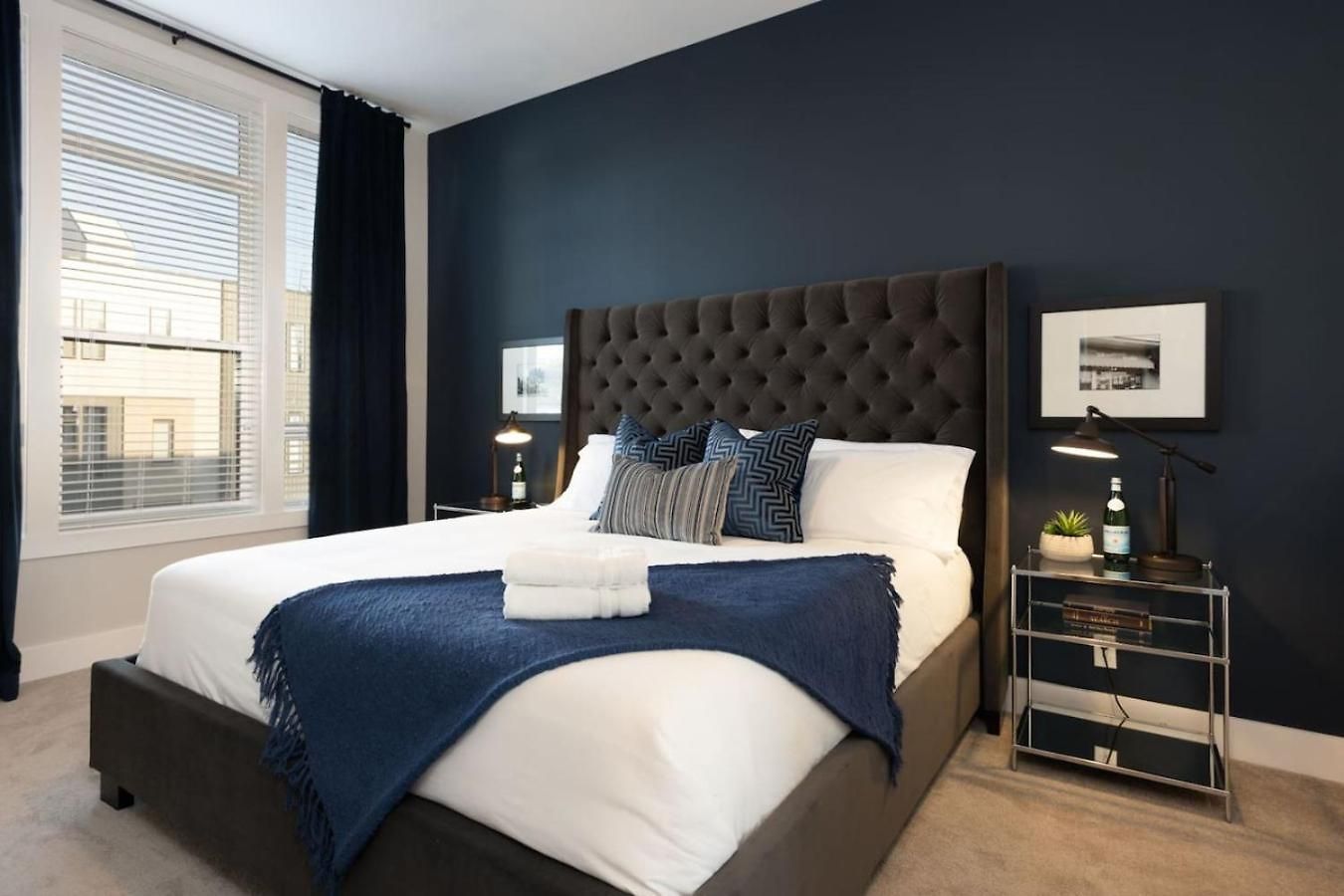 Holiday home Large Royal Townhome Beautiful Design And Rooftop