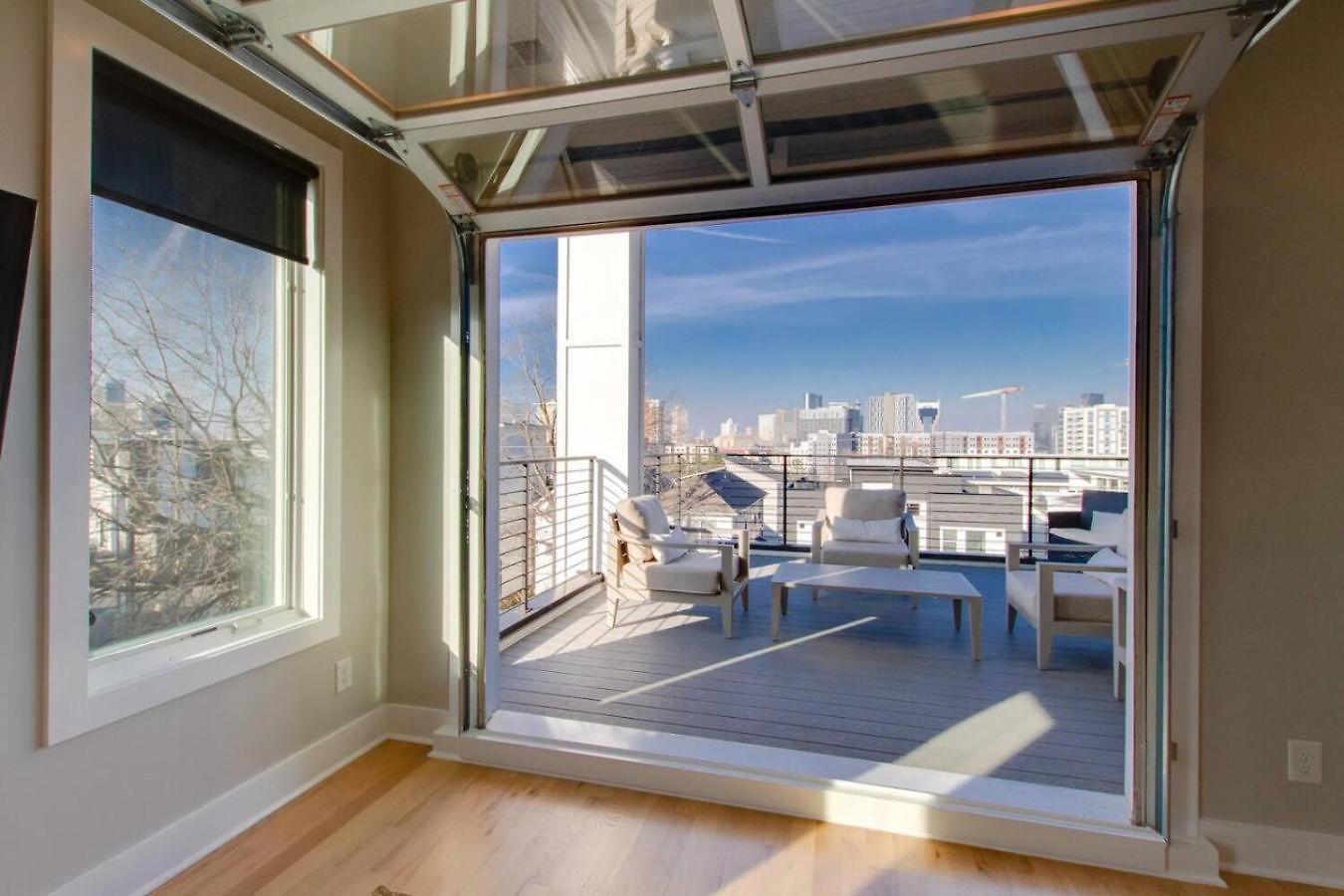 Panoramic View 8 Comfy Beds Multilevel Townhome Nashville