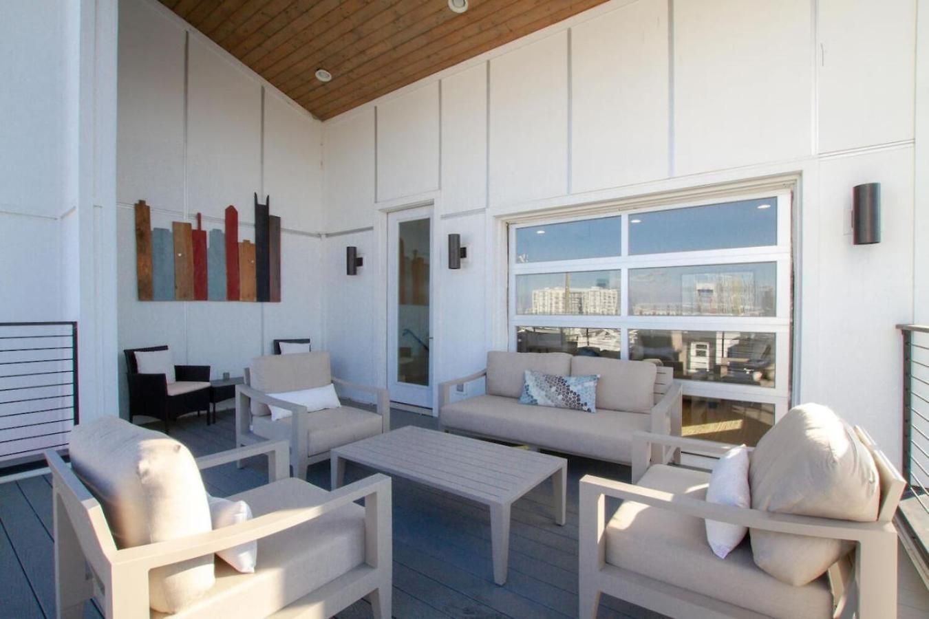 Panoramic View 8 Comfy Beds Multilevel Townhome Holiday home