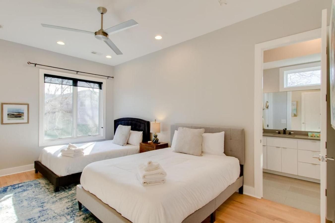 Panoramic View 8 Comfy Beds Multilevel Townhome Nashville