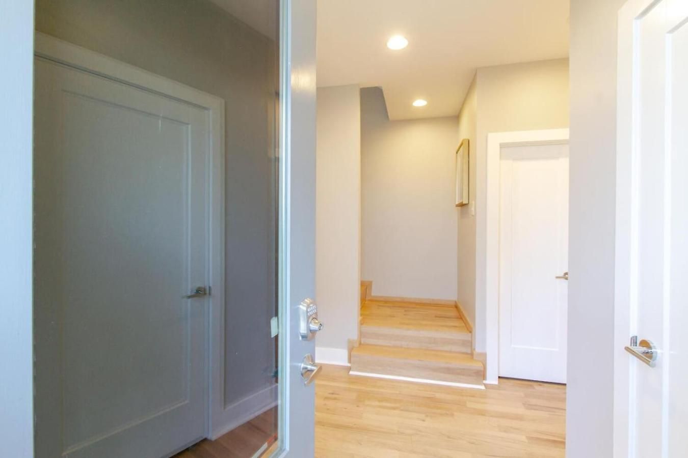 Panoramic View 8 Comfy Beds Multilevel Townhome Holiday home