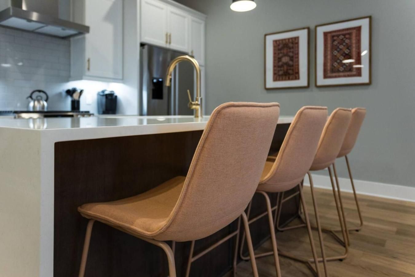 Holiday home Luxury Downtown Townhome Elevated Skyline Views *