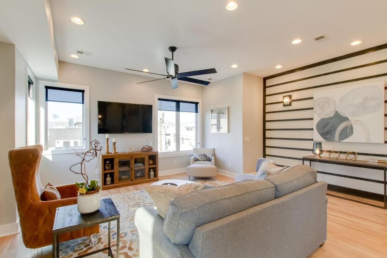 Panoramic View 8 Comfy Beds Multilevel Townhome Nashville