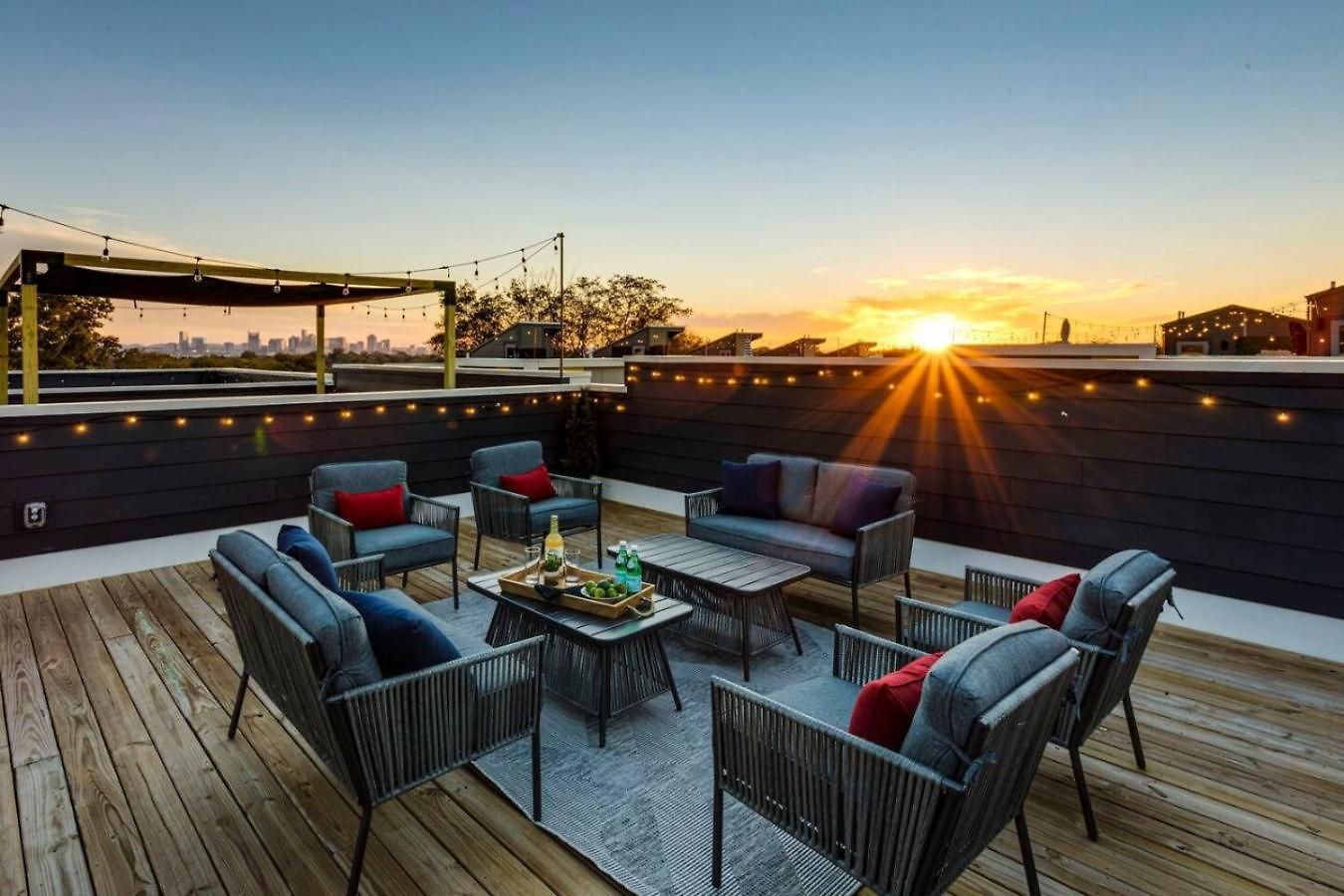 Music Harmony Beautiful Lux Rooftop Holiday home *