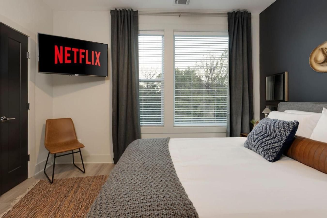Music Harmony Beautiful Lux Rooftop Holiday home *