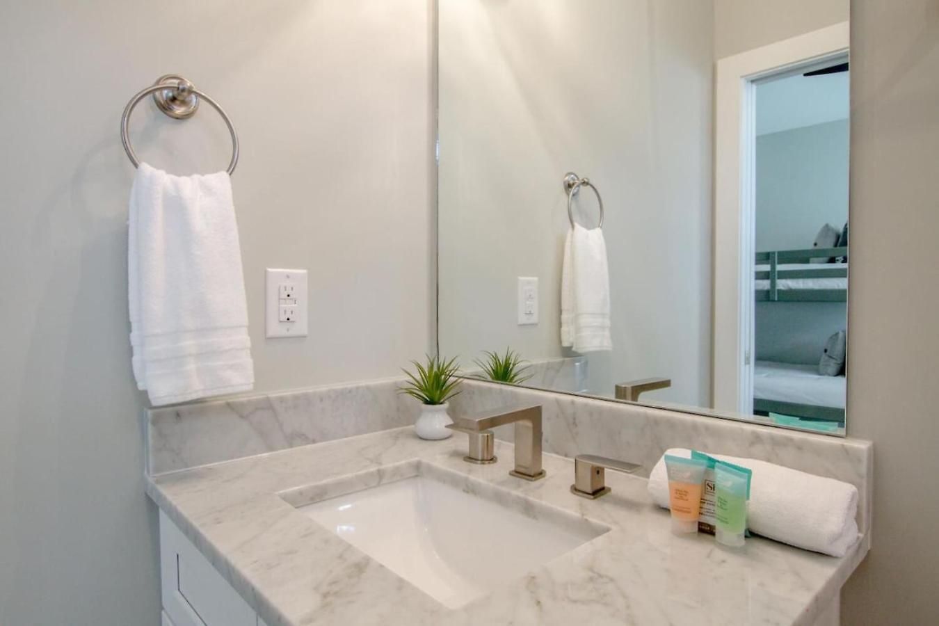 Holiday home Relaxing Urban Escape Minutes To Downtown Nashville