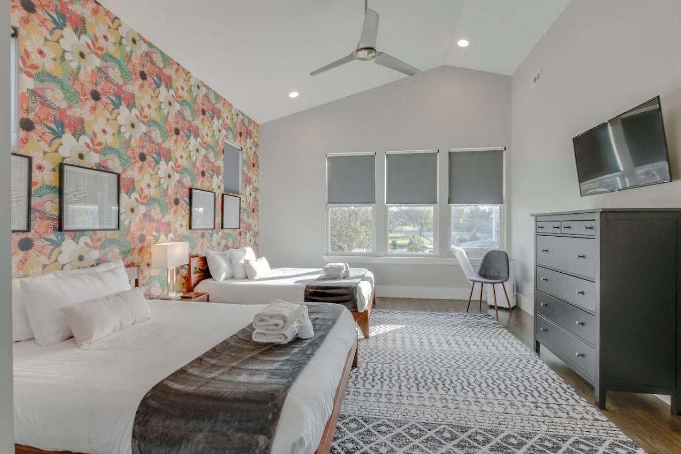 Spacious Gulch Retreat Super Skyline Views Holiday home