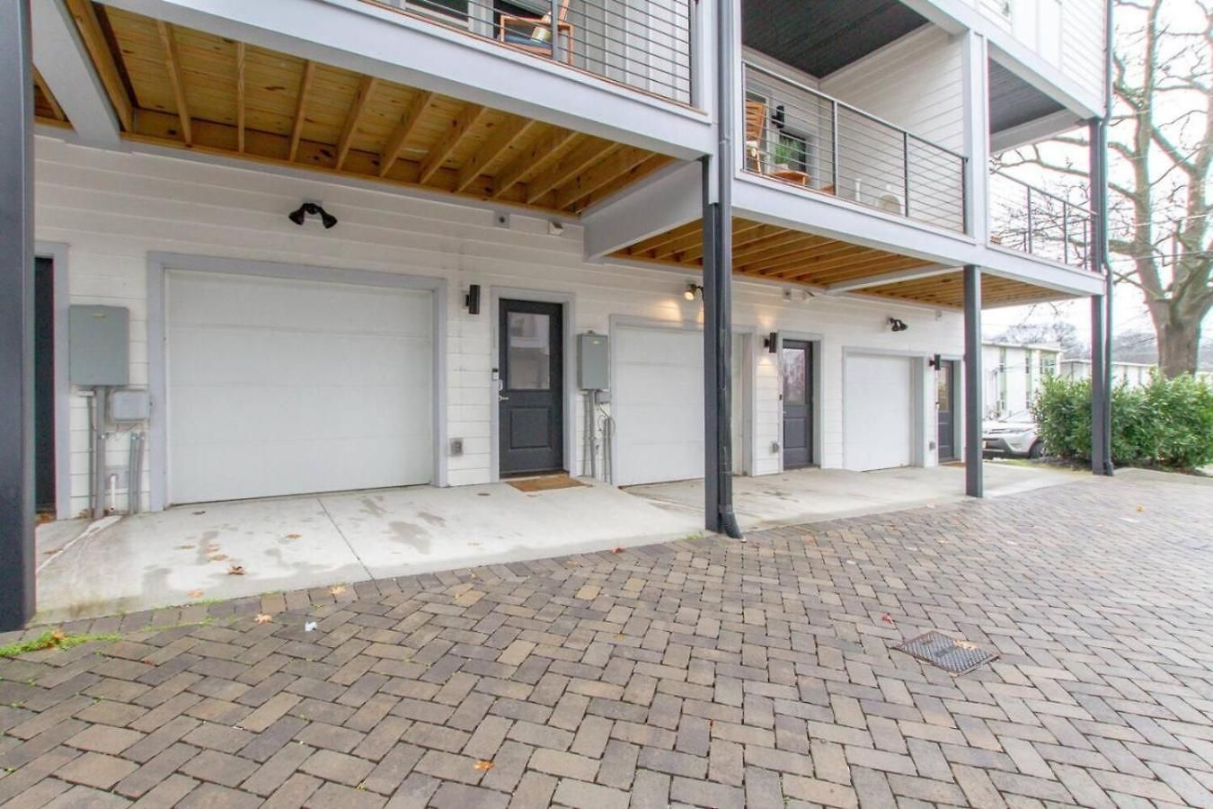 Stylish Luxury Private Rooftop Space Hillsboro Holiday home Nashville