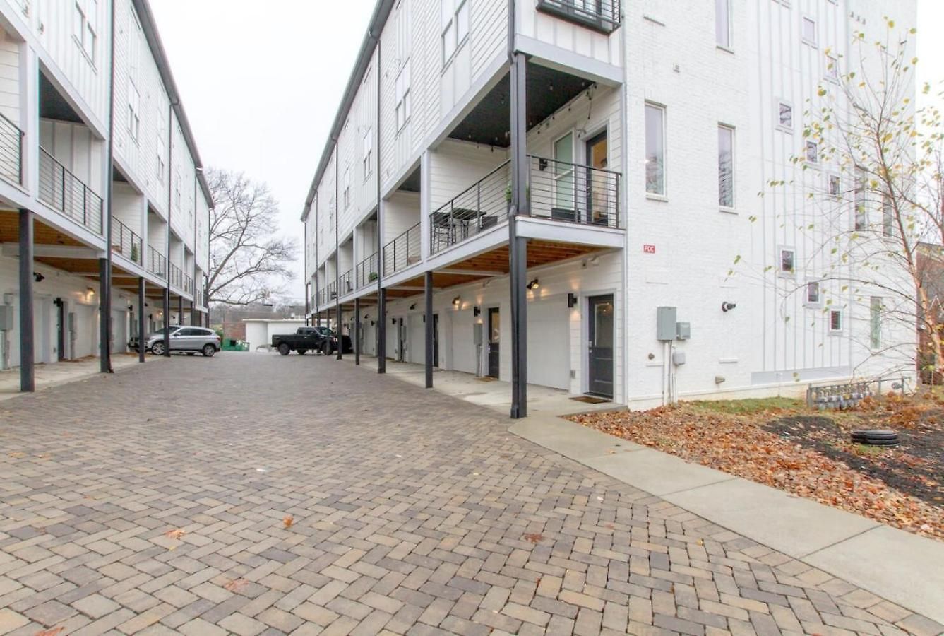 Stylish Luxury Private Rooftop Space Hillsboro Nashville