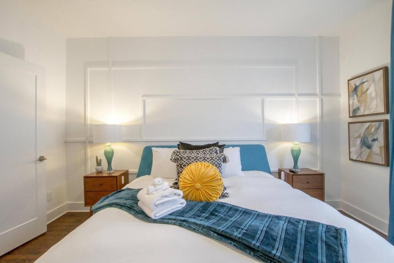 Stylish Luxury Private Rooftop Space Hillsboro Holiday home *