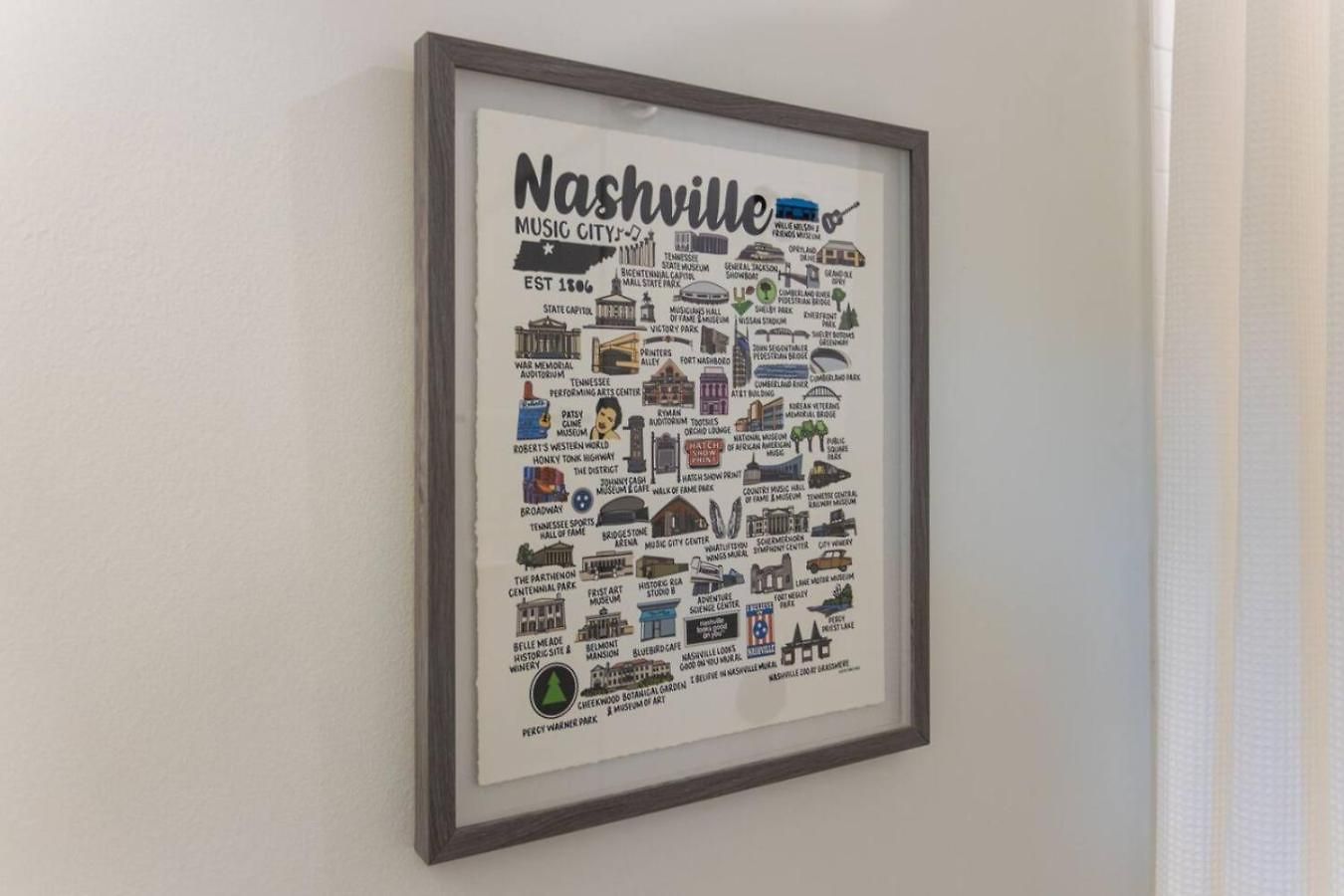 Super Luxury Maximum Space Gorgeous Decor Holiday home Nashville