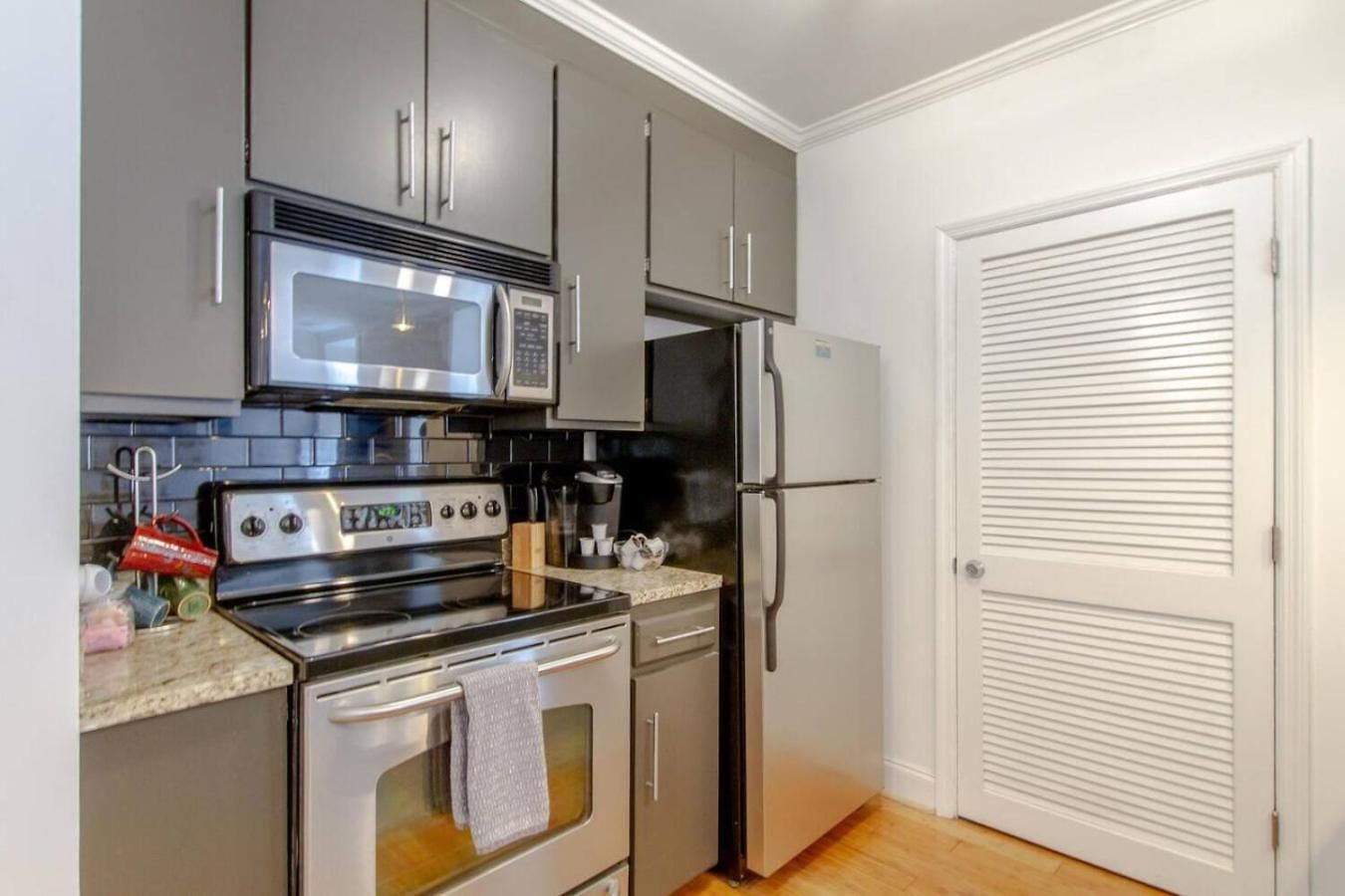The Downtown Delight Holiday home
