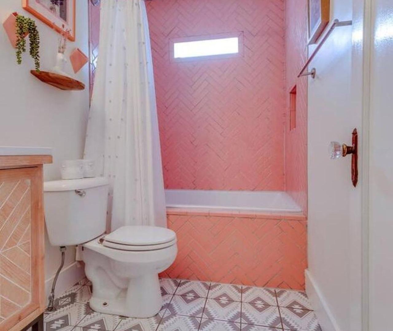 Unique And Stylish East 3 Bedroom 2.5 Bath *
